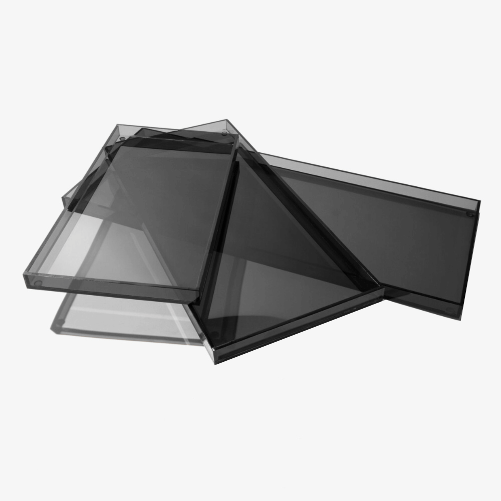 Medium Overflow Tray Smoke Grey